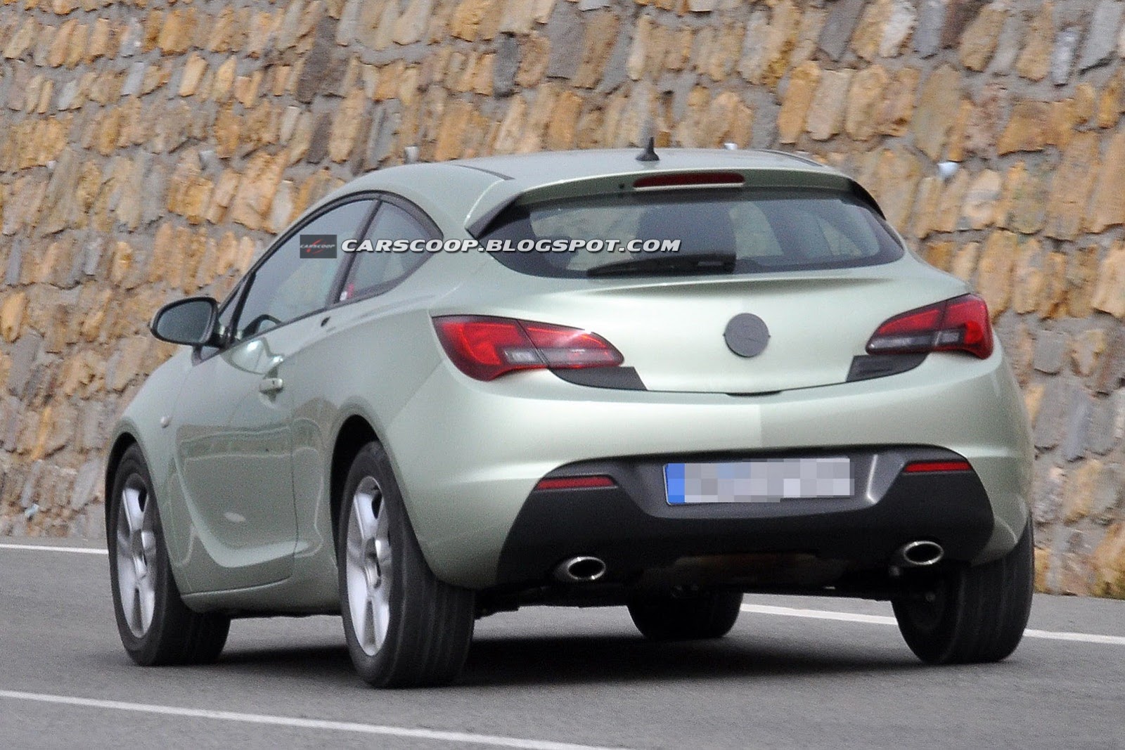 [2014-Opel-Astra-GTC-5%255B4%255D.jpg]