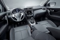 2014-Nissan-Qashqai-30