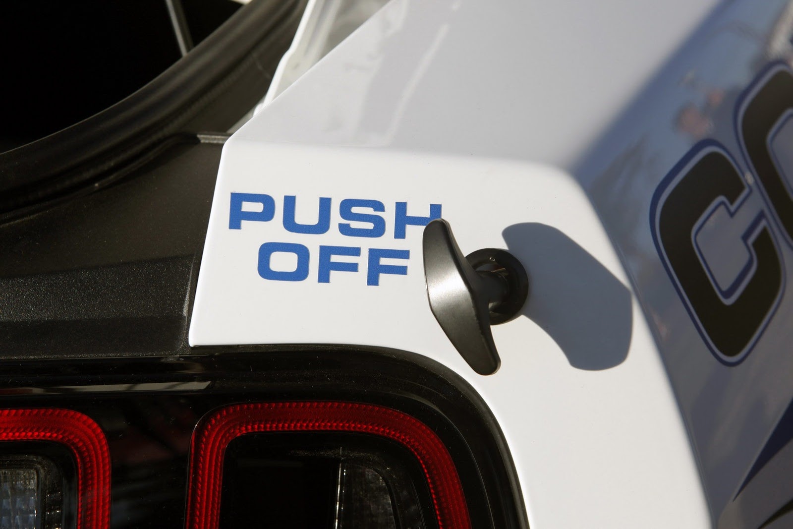 [Ford-Mustang-Twin-Jet-Cobra-22%255B2%255D.jpg]