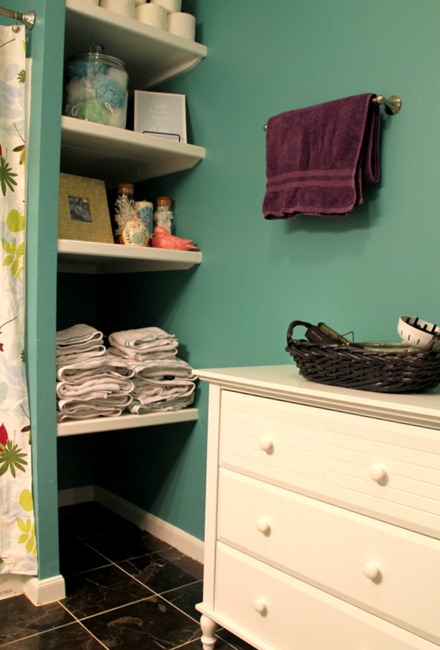 [IMG_2999%255B5%255D.jpg&description=Try-it Tuesday: Upstairs Bathroom Reveal—Putting the FUN in Functional')]