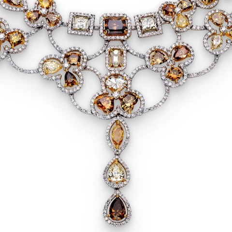 [colored-diamond-necklace%255B2%255D.jpg]