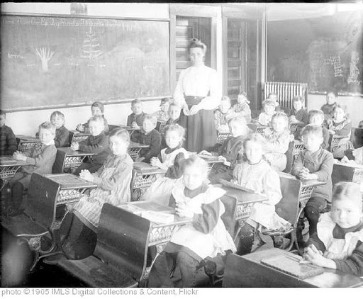 'School, Grade School classroom' photo (c) 1905, IMLS Digital Collections & Content - license: http://creativecommons.org/licenses/by/2.0/