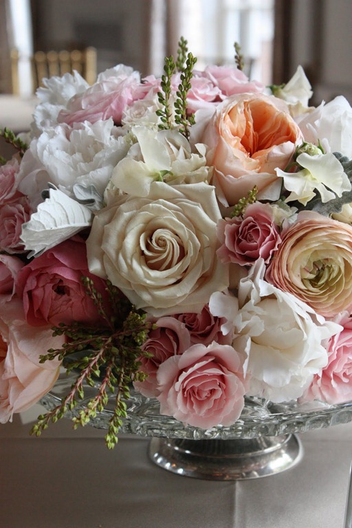[centerpiece-3-blush-floral-design18.jpg]