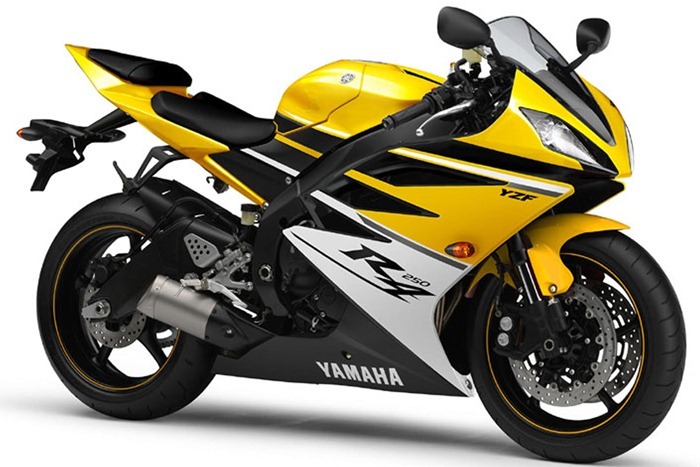[2012-Yamaha-YZF-R250-India%255B8%255D.jpg]