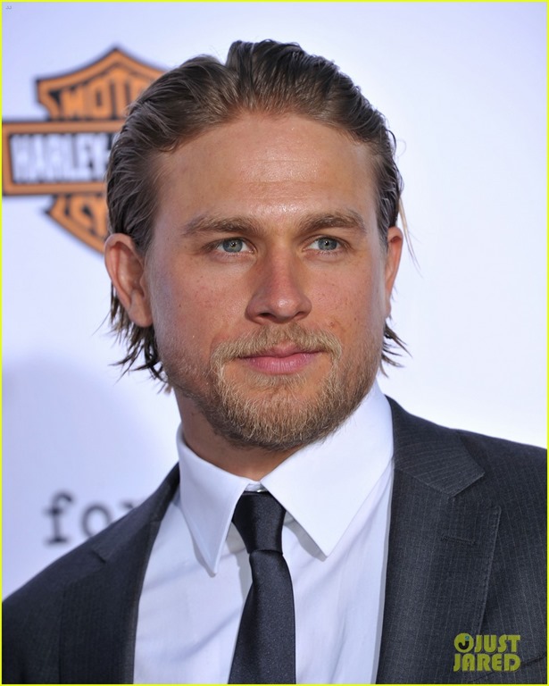 [charlie-hunnam-talks-fifty-shades-of-grey-for-first-time-17%255B4%255D.jpg]
