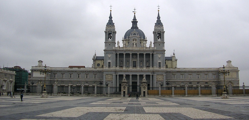 [Madrid_catedral%2520almudena%255B6%255D.jpg]