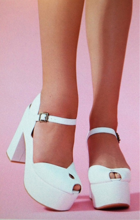 [90-fashion-trend-0303.jpg]