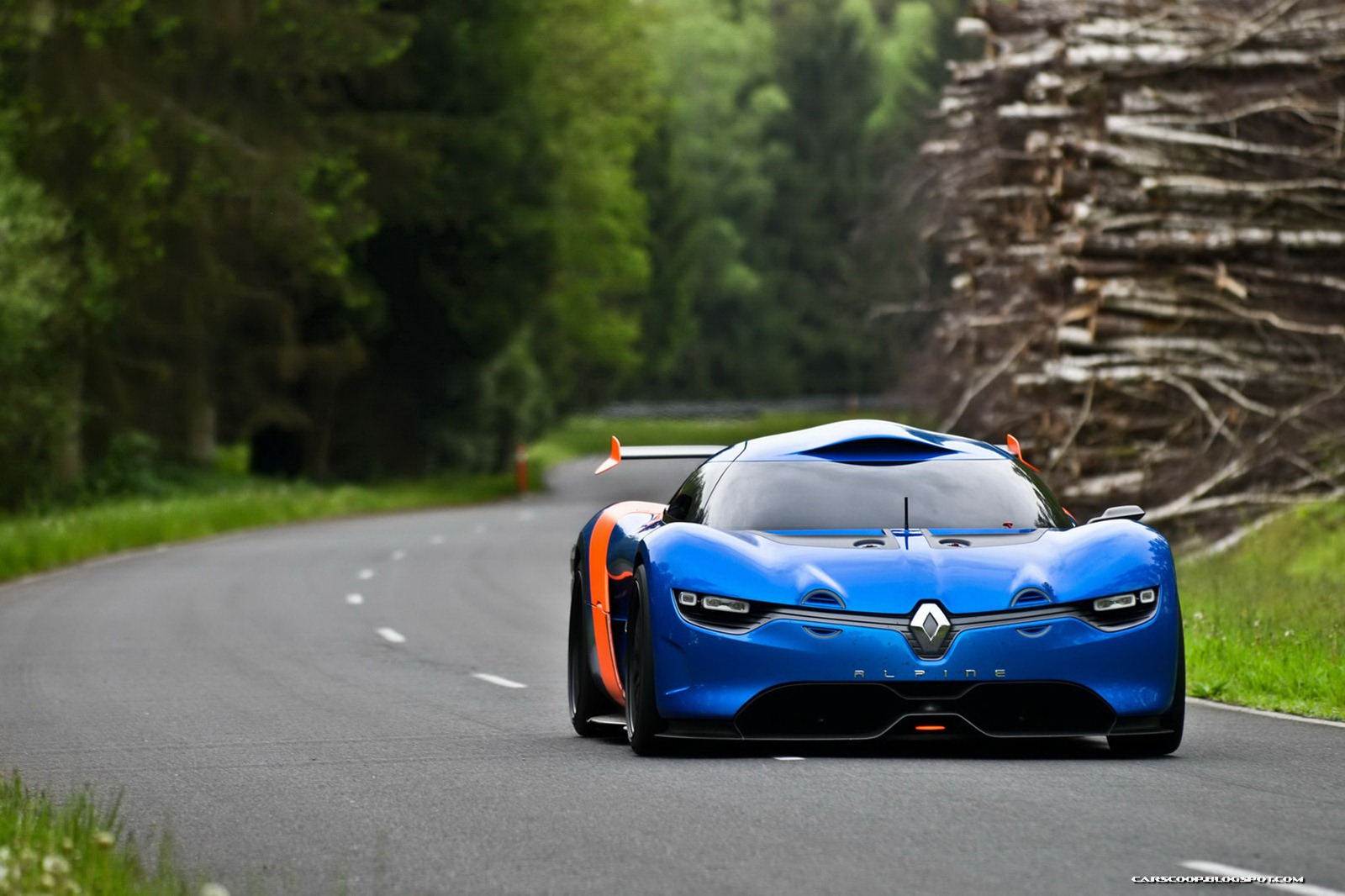[Renault-Alpine-A11-50-Concept-37CSP%255B2%255D.jpg]