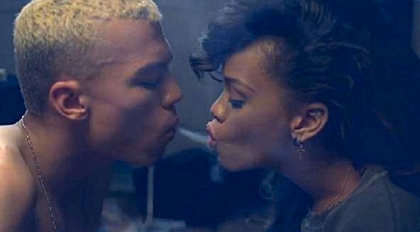 [rihanna-we-found-love-41%255B6%255D.jpg]