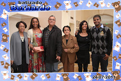 Fotos do evento Batizado Bernardo - 24.07.11. Foto numero 21 da Social Click Fotografia Digital, do Rio de Janeiro, RJ, que faz fotos divertidas, fotos malucas, fotos com fantasias, fotos na hora, fotografia maluca, fotografia divertida com molduras personalizadas. fotos divertidas malucas foto maluca animadas animado rj rio de janeiro divertida fantasia animada fotografo casamento aniversário 15 anos fotógrafo no fotógrafos casamentos