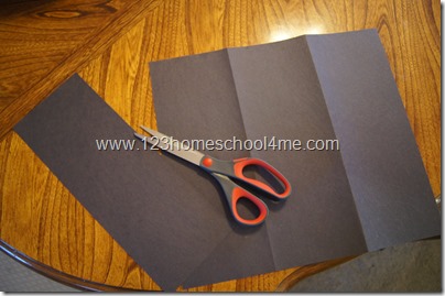 Making 4 and 20 bolackbird pie Toddler Activity Making 4 and 20 bolackbird pie Toddler Activity