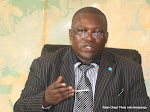 Le président du Csac, Abbé Jean Bosco Bahala Okw’ Ibale, lors d’un point de presse le 28/09/2011 à Kinshasa. Radio Okapi/ Ph. John Bompengo