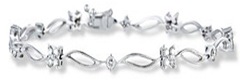 Round Diamond Clover Bracelet in 14k White Gold
