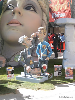 Falla Plaça del Pilar 2012.