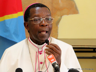  – Monseigneur Nicolas Djomo, président de la CENCO le 4/12/2011 à Kinshasa, lors d’un point de presse en rapport avec le déroulement des élections de 2011 en RDC. Radio Okapi/ Ph. John Bompengo
