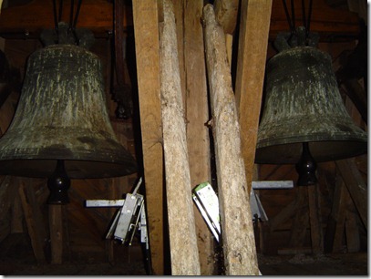 Les cloches dans le beffroi Les cloches dans le beffroi