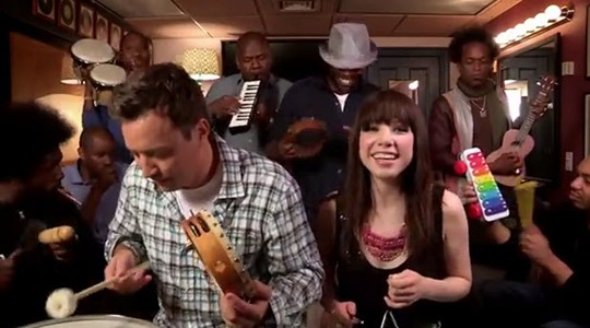 [roots-jepsen-fallon-sing%255B2%255D.jpg]
