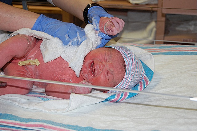 [Baby%2520Ellie%2520081%255B4%255D.jpg]