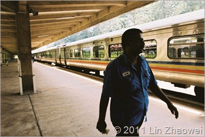 11.06.27 - Train to Johor (78)