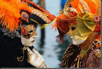 800px-Venice_Carnival_-_Masked_Lovers_(2010) 800px-Venice_Carnival_-_Masked_Lovers_(2010)