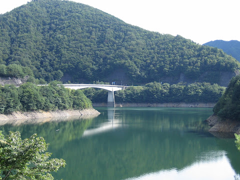 東仙峡金山湖