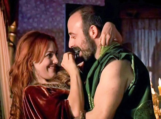 [92168230_4993899_201473_tribune_velikolepnii_vek%255B5%255D.jpg]