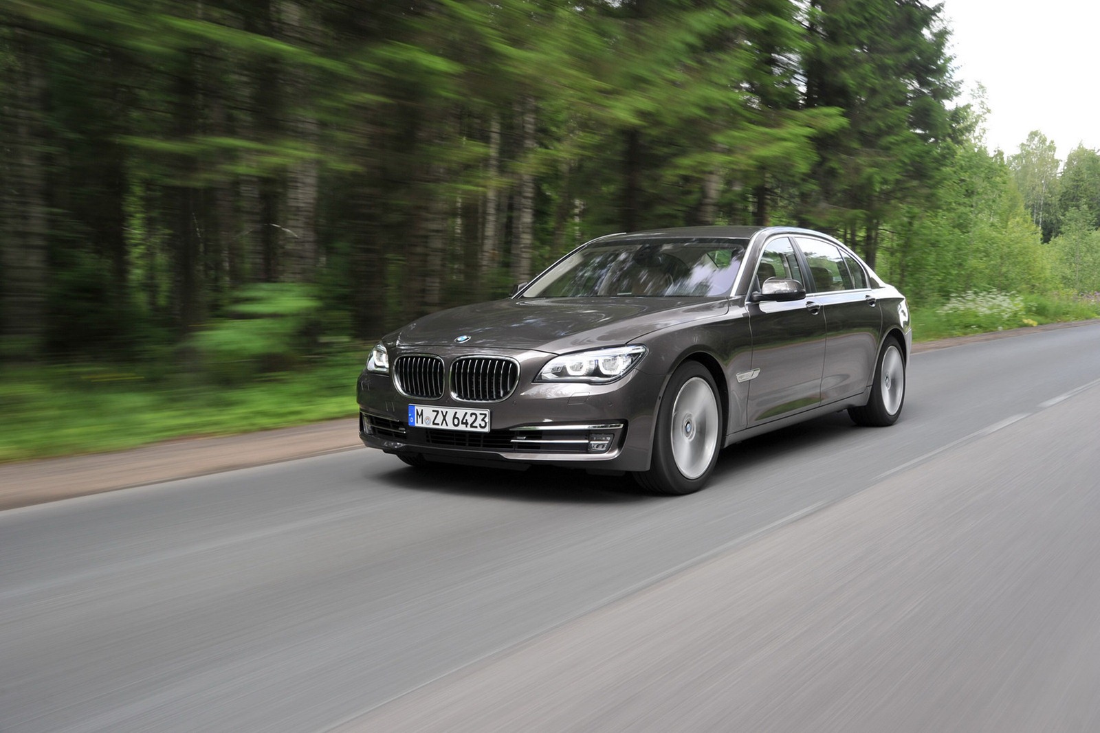 [2013-BMW-7-Series-58%255B2%255D.jpg]