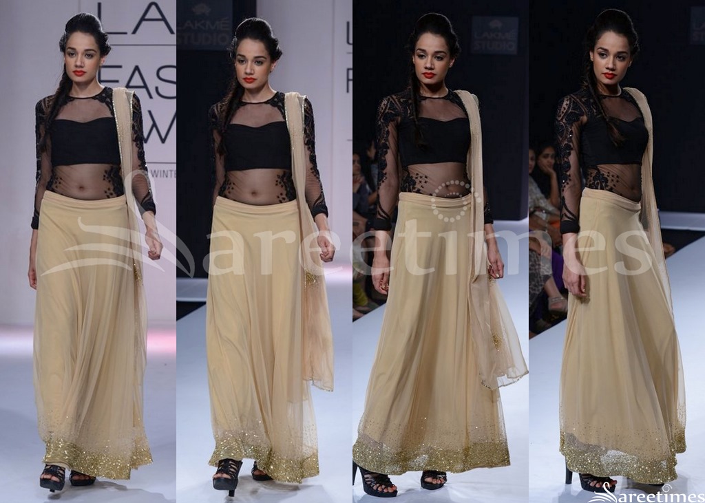 [Astha_Narang_Cream_Lehenga%255B4%255D.jpg]