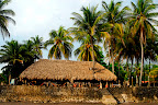 Surf House El Zonte vista dal mare