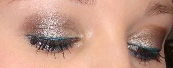 [amu%2520mac%2520satin%2520taupe%252C%2520gazette%2520grey%252C%2520dreammaker%252C%2520mac%2520siahi%2520fluidline%25201%255B5%255D.jpg]