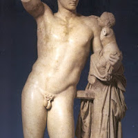 48.- Praxíteles. Hermes con el niño Dionisios.