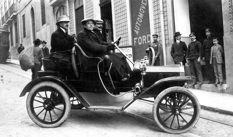 [1908-Primeiro-Ford-Sr.-Carlos-August%255B2%255D.jpg]