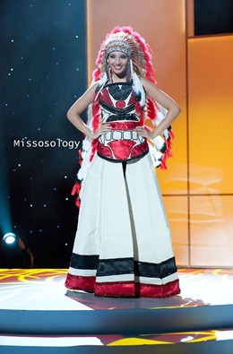 miss-uni-2011-costumes-33