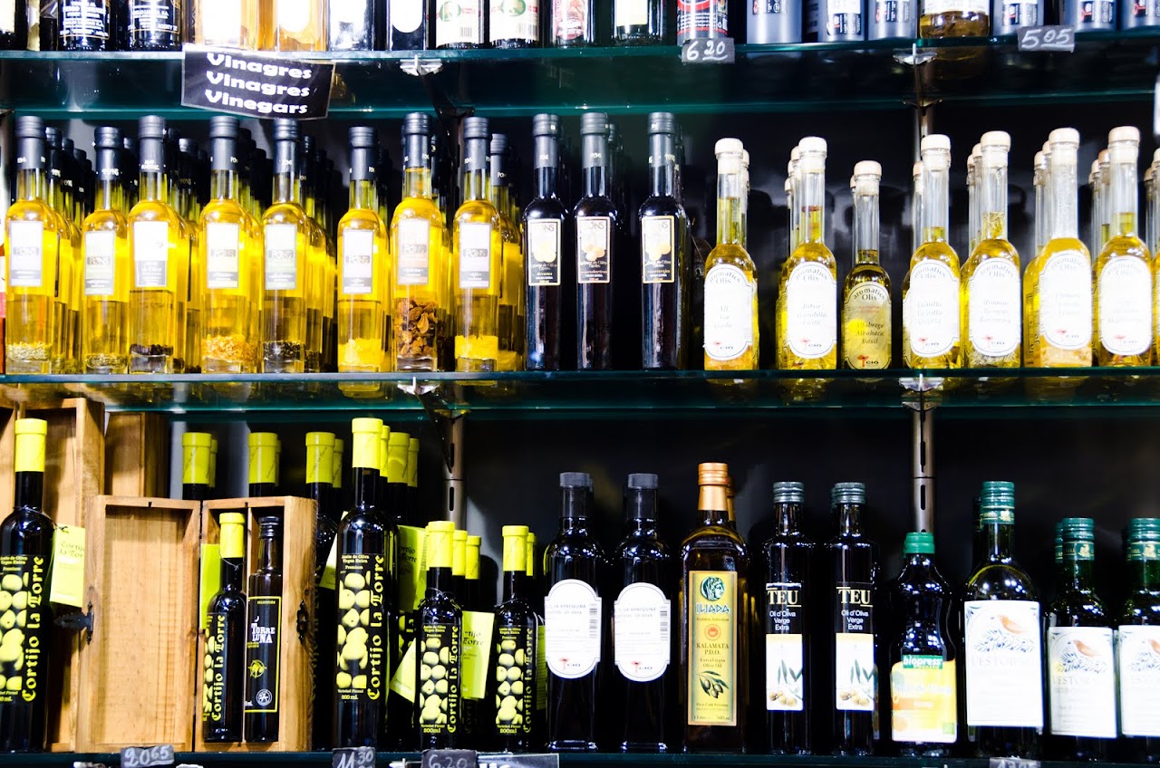 Olive oils at Mercato de la Boqueria