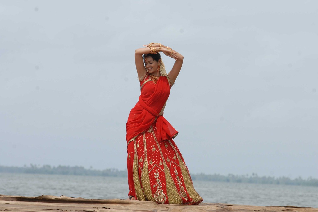 [bhavana%2520in%2520_halfsaree1%255B2%255D.jpg]