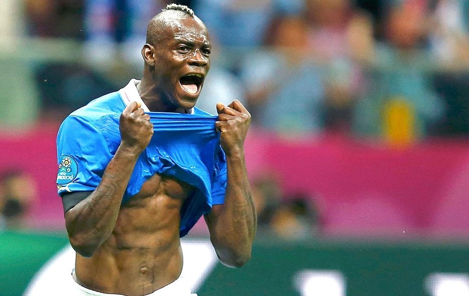 [balotelli_gol2_reu_95%255B3%255D.jpg]