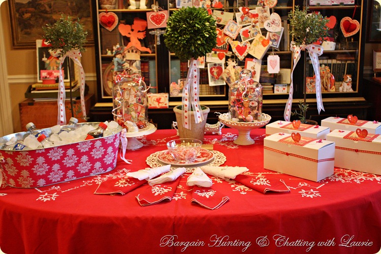 Valentine tablescape-Bargain Decorating with Laurie
