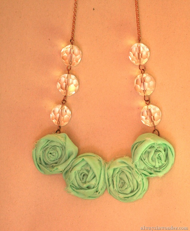 [how_to_make_rose_necklace_with_fabric%2520%252824%2529%255B12%255D.jpg]