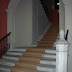 Detall d'escales a l'interior de la Granja Palau