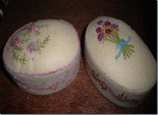 Emb Pin cushions