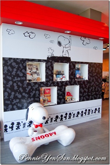Charlie Brown Cafe (35)