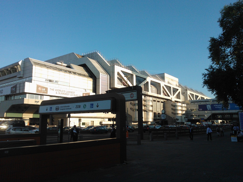 [WP_0004725.jpg]