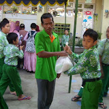 Jam'iyyah SDI Al-Azhar 31: Pasar Murah tahun 2011 / 1432 H