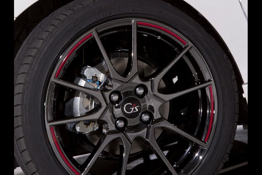[Toyota-Aqua-G-Sports-8%255B3%255D.jpg]