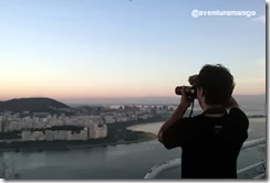 Yan fotografando a partir do Morro da Urca