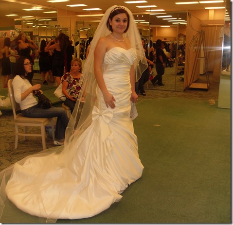 Candie's Wedding Dress 025