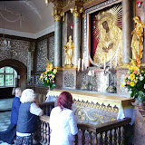 Ostrabrama-prayer.jpg