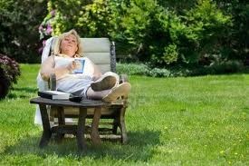 [simplicity%2520women%2520on%2520chaise%255B2%255D.jpg]