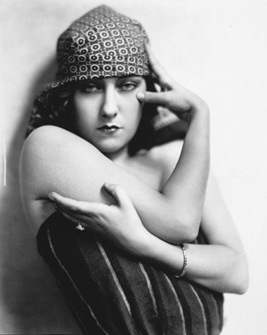 Gloria Swanson, 1920s