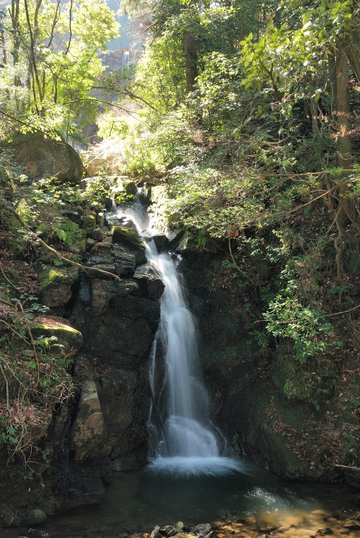 深山不動の滝